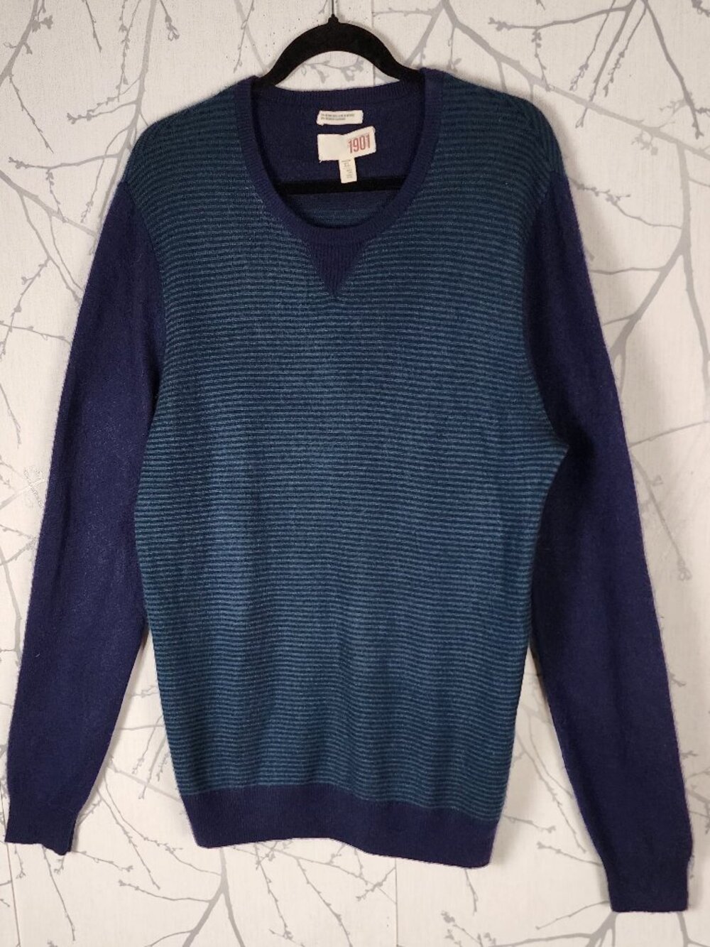 1901 Blue Stripe 70% Merino Wool 30% Cashmere Crewneck Sweater